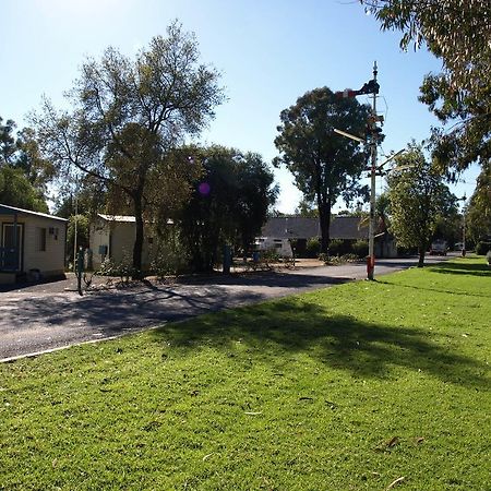 Cowra Holiday Park Exterior photo